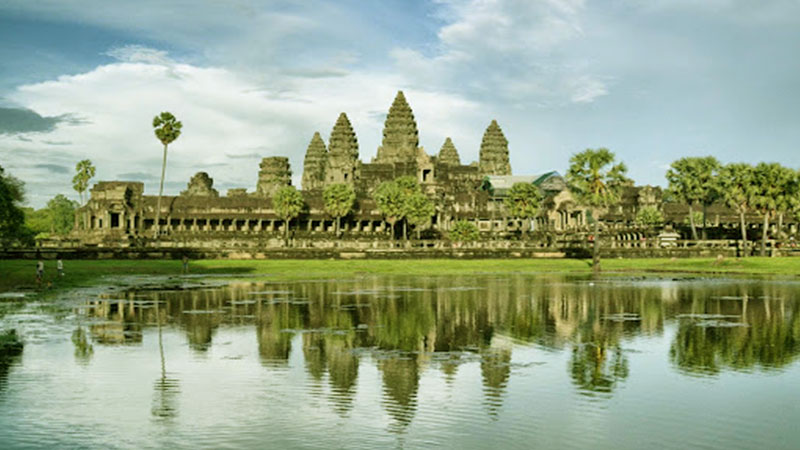 انگکور وات یکی از شگفتی های جهان